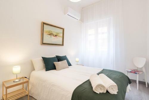 Urbe10 Duquesa De Parcent 4 Bedrooms Apartment
