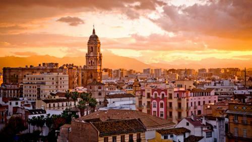 Apartamento Holidays2malaga Larios Duplex