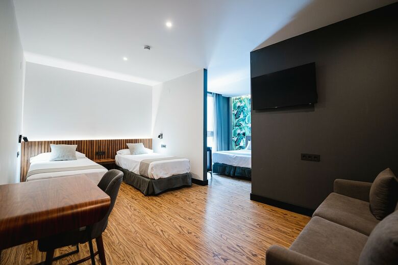Malaga Premium Hotel