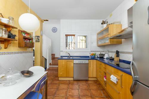 Three-bedroom Apartment With Terrace Lion