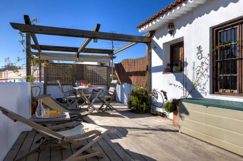 Three-bedroom Apartment With Terrace Lion