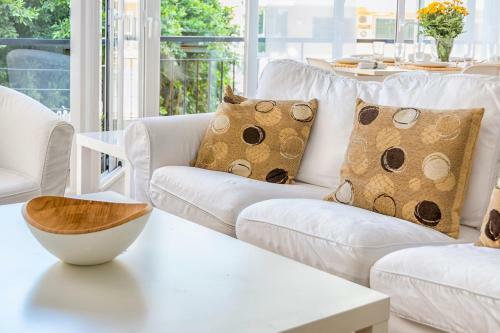 Three-bedroom Apartment Cervantes