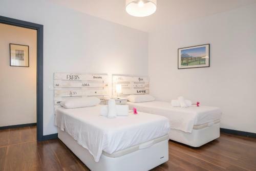 Four-bedroom Holiday Apartment With Terrace Beatas