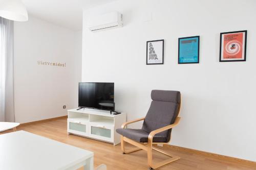 Apartamento Suncity Teatro Cervantes Con Piscina