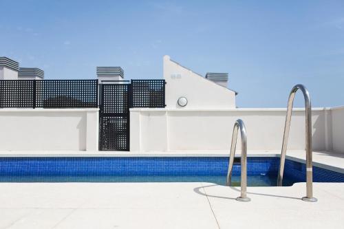 Apartamento Suncity Teatro Cervantes Con Piscina