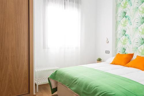 Apartamento Suncity Teatro Cervantes Con Piscina