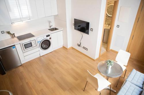 Apartamento Suncity Teatro Cervantes Con Piscina
