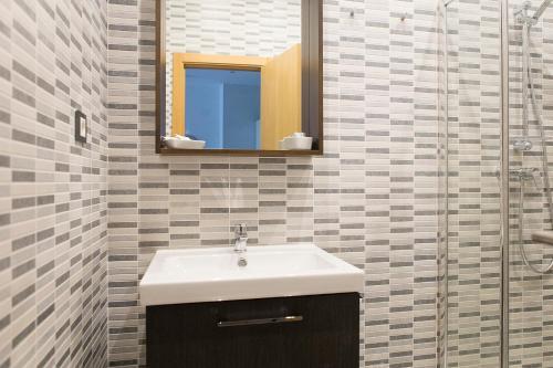 Apartamento Suncity Teatro Cervantes Con Piscina