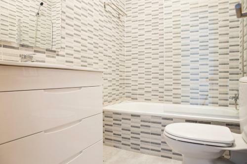 Apartamento Suncity Teatro Cervantes Con Piscina