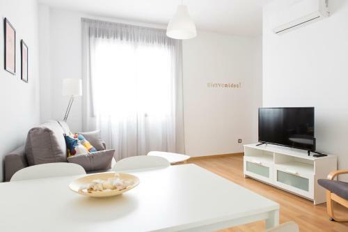 Apartamento Suncity Teatro Cervantes Con Piscina