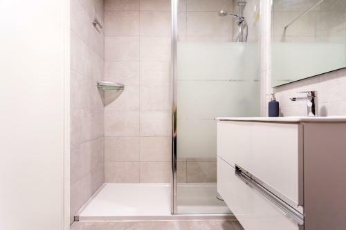 Two-bedroom Apartment With Pool Pacifico