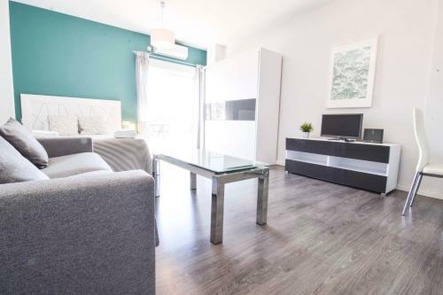 Apartamento Letmalaga Market