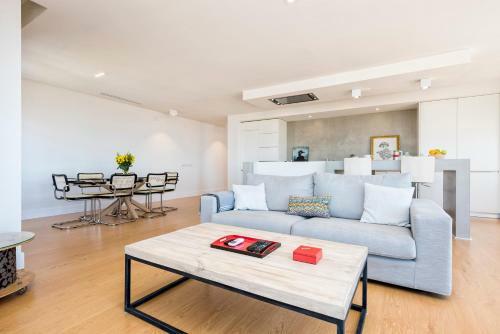 Apartamento Two-bedroom Loft With View Linaje