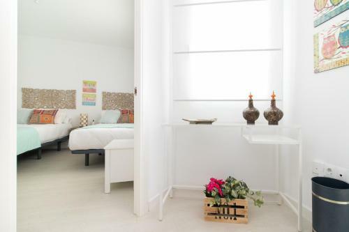 Bright Apartment Close To Beach And Town