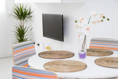 Cool 1 Bedroom Apartment Capuchinos