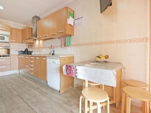 Five-bedroom Holiday Home In Malgrat De Mar