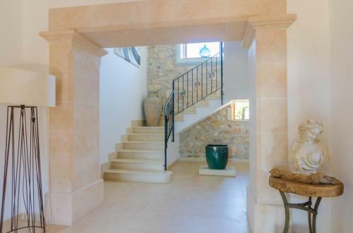 Villa Bandris Nou