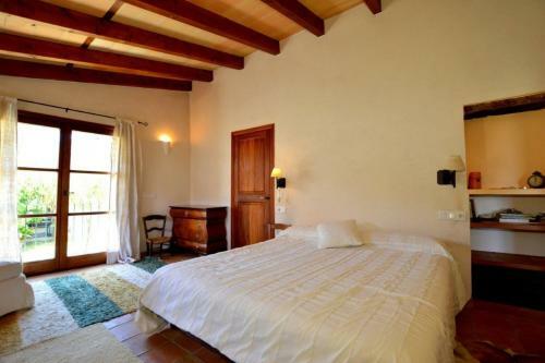 Mallorcan House With Mediterranean Views