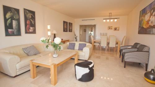 Apartamento Los Granados 2212