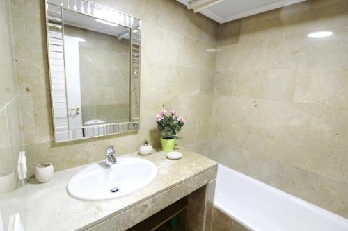 Apartamento Urbanizaci�n Coto Real, Edificio Kiznos