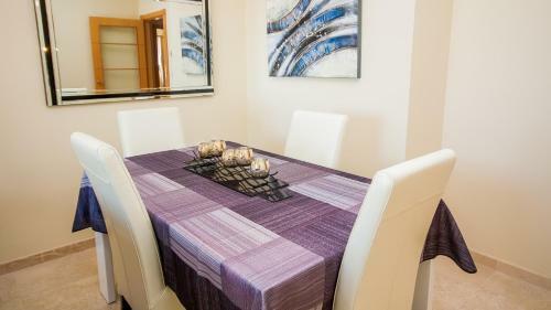 Apartamento Residencial Duquesa 3.8.3a