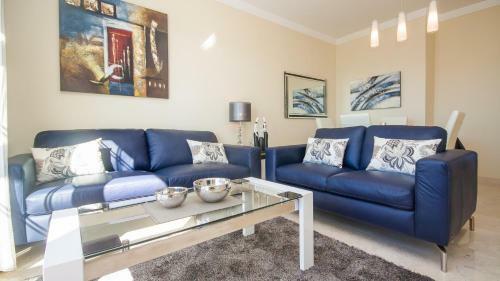 Apartamento Residencial Duquesa 3.8.3a