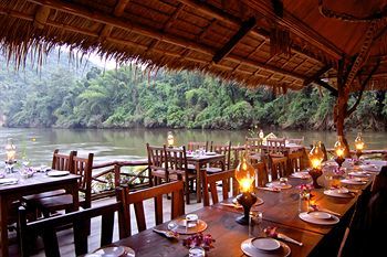 Hotel River Kwai Jungle Raft