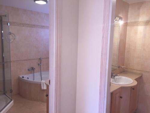 Apartamento Marbella Beach Resort At Club Playa Real