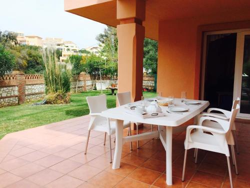 Apartamento Marbella Beach Resort At Club Playa Real