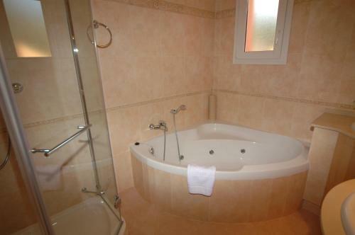 Apartamento Marbella Beach Resort At Club Playa Real