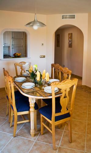 Apartamento Marbella Beach Resort At Club Playa Real