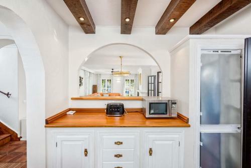 Three-bedroom Private Villa With Pool Hidalgo