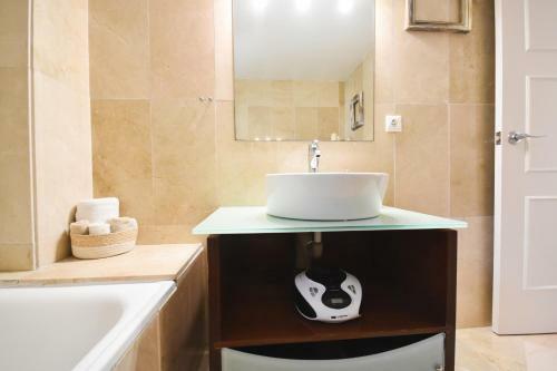 Apartament In Nueva Andalucia Puerto Ban�s
