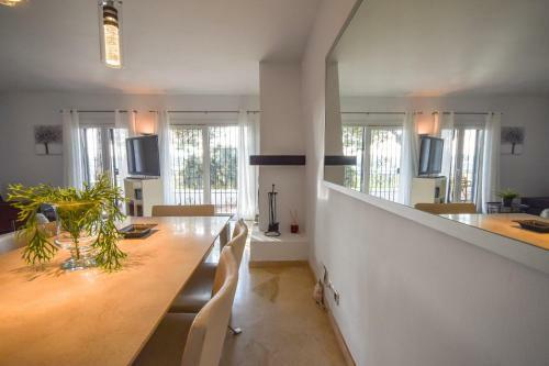 Apartament In Nueva Andalucia Puerto Ban�s