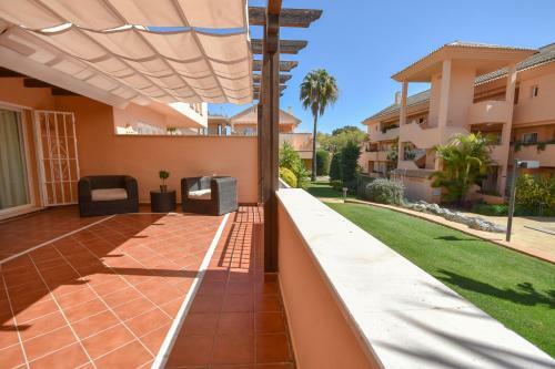 Apartamento Stunning Modern Holiday Home In Elviria Marbella