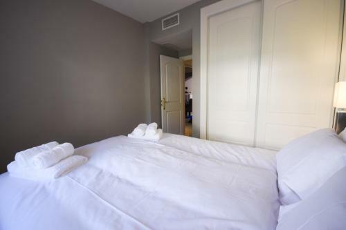 Apartamento Stunning Modern Holiday Home In Elviria Marbella