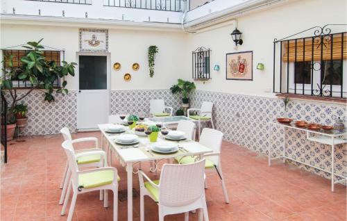 Three-bedroom Holiday Home In Marbella