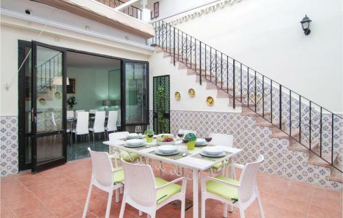 Three-bedroom Holiday Home In Marbella