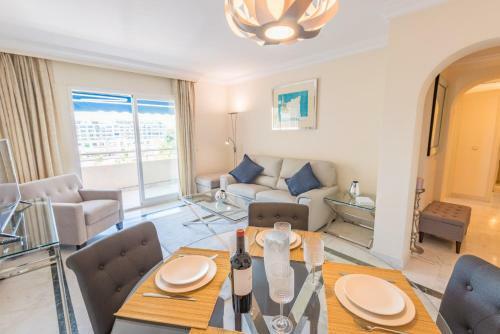 Marina De Banus Apartment