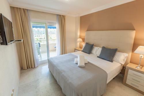 Marina De Banus Apartment