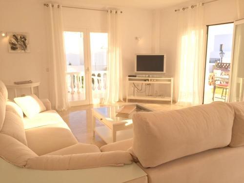 Villa Holiday Home Calle Jacinto - 2