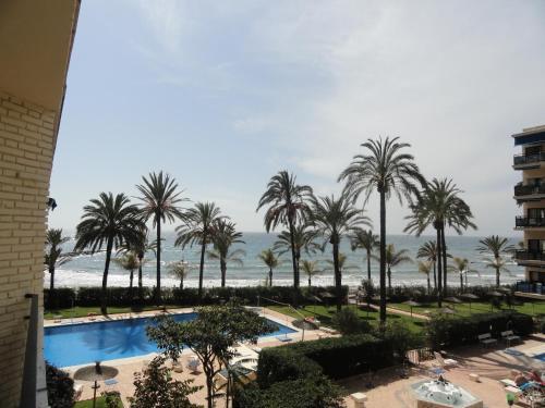 Aparthotel Marbella Skol 101. Beach Front Studio