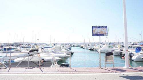 Skol Marbella Spacious 1 Bedroom Apartment With Sea Views