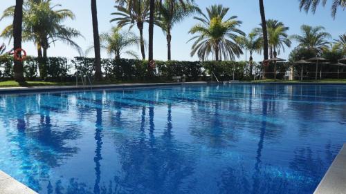 Skol Marbella Spacious 1 Bedroom Apartment With Sea Views