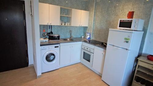 Skol Marbella Spacious 1 Bedroom Apartment With Sea Views