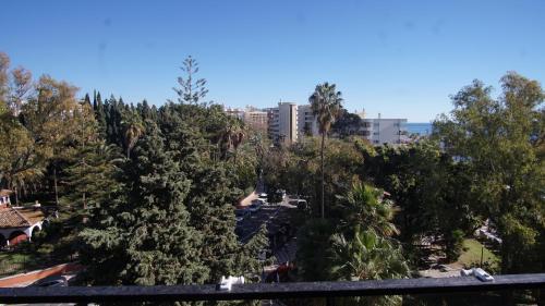 Skol Marbella Spacious 1 Bedroom Apartment With Sea Views