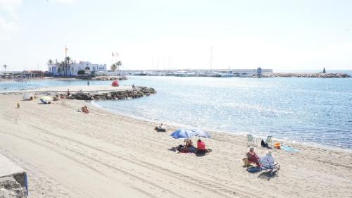 Skol Marbella Spacious 1 Bedroom Apartment With Sea Views