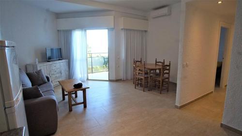 Skol Marbella Spacious 1 Bedroom Apartment With Sea Views