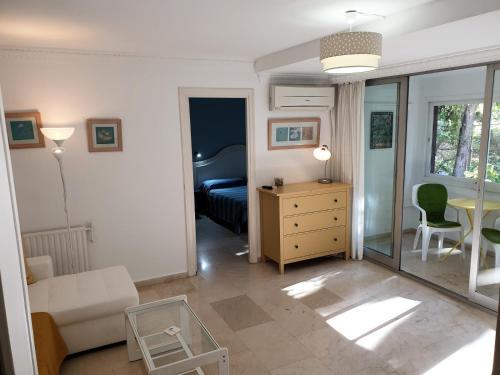 1 Bedroom Apartment Second Line Beach- Parque Marbella Building