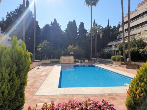 1 Bedroom Apartment Second Line Beach- Parque Marbella Building